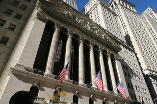 美股不敵升息 2022創金融海嘯後最糟一年