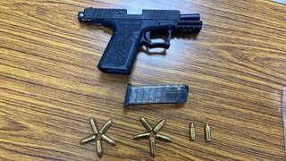 竹聯幫成員酒後毆人  北市警速逮查扣刀槍