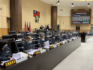 曾玟學批議程1分鐘結束 苗議長：按法定程序進行