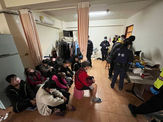 桃園詐騙集團非法囚禁  1人逃出報警逮5嫌