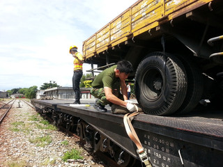 蘇花路斷 花蓮農產品轉運啟動鐵路運輸、運費補貼