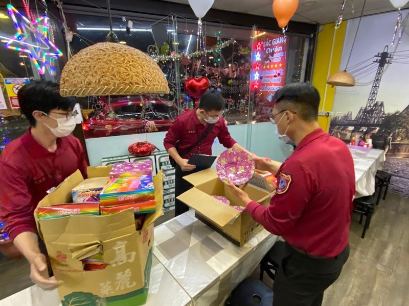 越南小吃店囤166公斤爆竹  消防局沒入重罰30萬 | 華視新聞