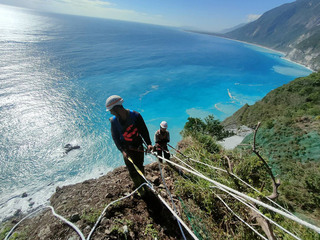 蘇花大清水隧道坍方嚴重 刷坡「蜘蛛人」超有感