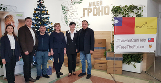 數位部攜手宏碁 贈烏克蘭數位設備重建教學環境