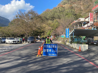 春節預估山上遊客多 高市警方加強交通疏導管制