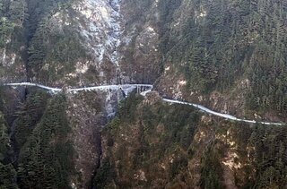 南橫公路台東段  20至29日暫停施工管制