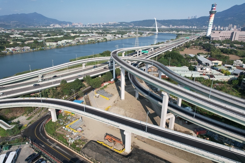 北投福國路高架道路通車 紓解士北交通再進一步 | 華視新聞