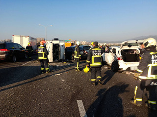 台74線台中太平段6車追撞  6人受傷送醫