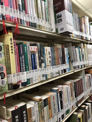 游錫堃鼓勵研究台灣史 國會圖書館館藏越來越豐富