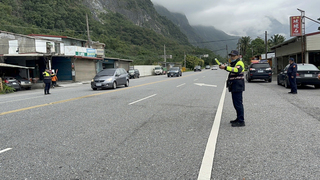 春節連假首日蘇花路廊車多順暢  預估下午達高峰