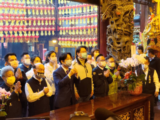 基隆慶安宮參拜  賴副總統：經濟發展是第一要務