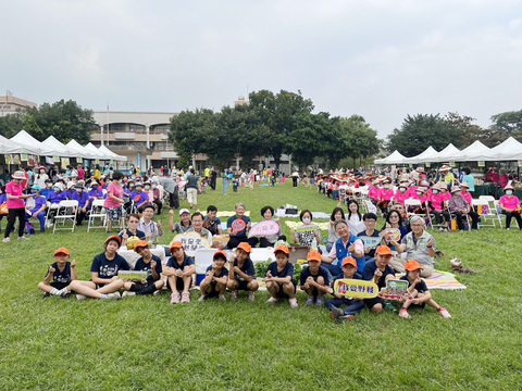 失智者重拾生活記憶  踏出戶外義剪、擺攤售雞蛋