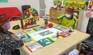 失智據點導入在地點滴  獵人桌遊、製琉璃提升活力