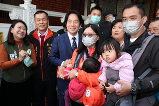 副總統：去年任何不如意已過去 新年祝揚眉吐氣