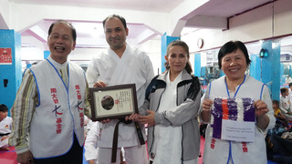 周大觀基金會印尼獻愛心  捐經費給難民空手道館