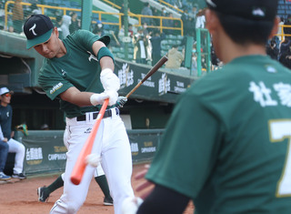 胡冠俞把自己準備好  珍惜洪總給的機會