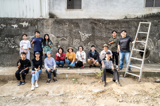 翻轉骯髒牆面 藝術家發起垢圖行動美化環境