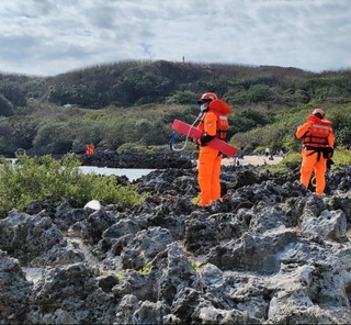 屏東後壁湖潛水客失蹤  海陸空同步持續搜救