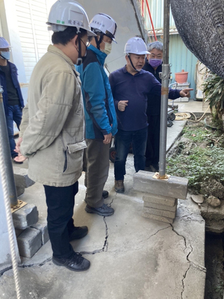 台東海濱好室社宅施工損鄰 縣府要求修繕與督導安全