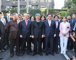 陳建仁盼立院儘速通過發6000  柯建銘：最快4月第2週發