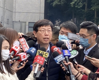 鴻海劉揚偉：今年景氣有挑戰  下半年拚反轉