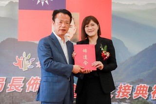 嘉縣新文觀局長徐佩鈴上任 翁章梁盼更多民眾來旅遊