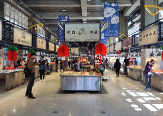 南方澳第一拍賣魚市場開幕 購物空間更乾淨明亮