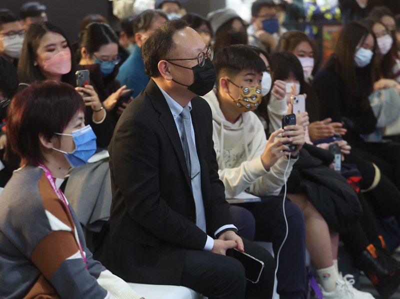 史哲再訪台北書展  期許恢復文化生活 | 華視新聞