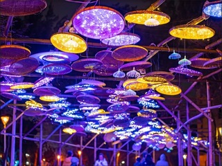 高雄各區打造燈節氛圍 吸引遊客觀賞旅遊