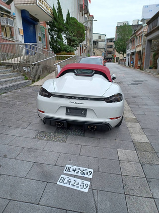 警鷹眼識破假車牌  保時捷跑車男遭送辦