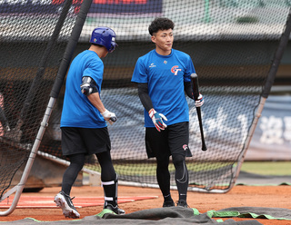 世界棒球經典賽正選  郭天信：感覺衣服變重了