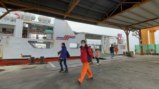 大小金門交通船每班剩3人 縣府擬再減班