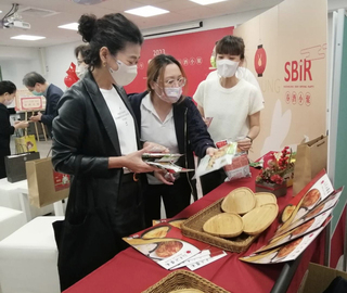 助中小企業健全體質 高市府辦SBIR小聚分享經驗