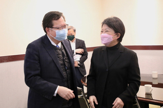 盧秀燕行政院會推捷運核定  市府指藍線案將審查