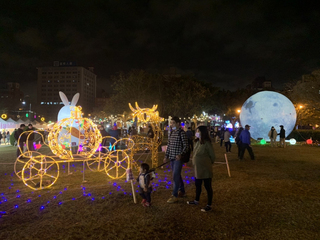 竹北燈會10天湧逾40萬人次 帶動周邊觀光商機