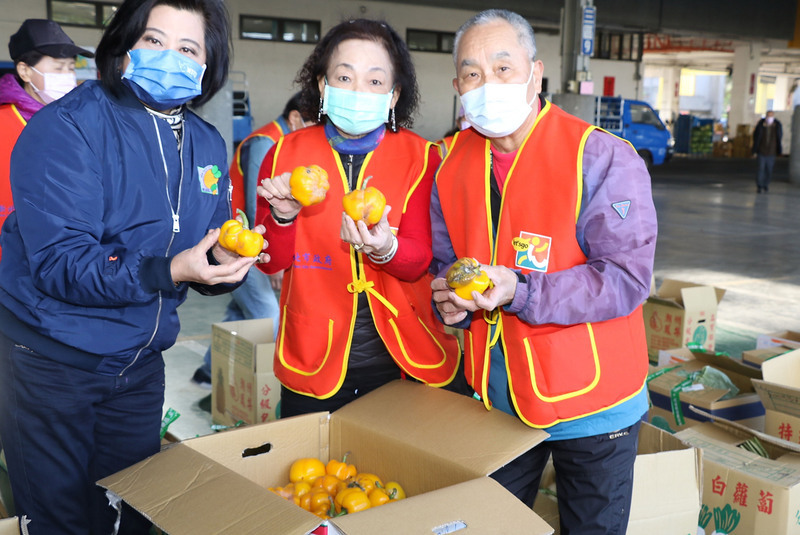 新北果菜公司捐助惜食分享網  累計贈480噸食材 | 華視新聞