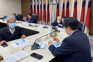 黃偉哲出席行政院水情會議 爭取春季雜作停灌補償