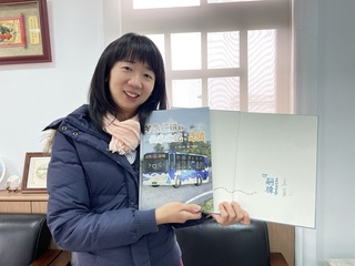 牛角姐姐公車週記 高中師生繪本見金門之美