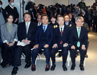 權利回復基金會揭牌 陳建仁：擬推轉型正義行動綱領