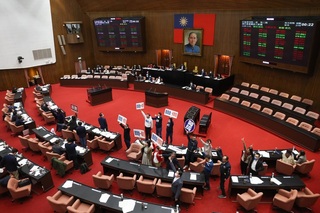 疫後特別條例三讀 將普發現金6000元