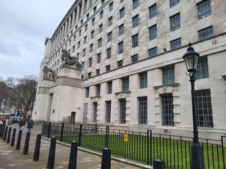 英官員：烏克蘭3月反攻 飛官將受訓操作颱風戰機