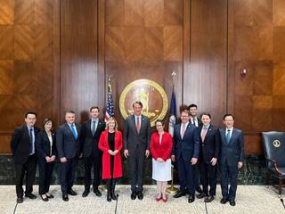 蕭美琴深入地方 會晤美維吉尼亞、肯塔基州長