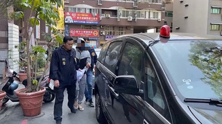 男涉恐嚇行竊手機店  雄警調閱上千監視器逮獲