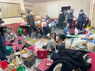 泰國小吃店暗藏賭場 新北警逮11人法辦、裁罰