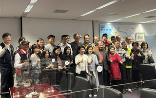 台中商圈代表拜會中市府 盼推動小旅遊串連行銷