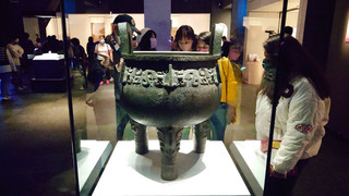 故宮南院展嬰祖丁鼎  228連假吸引萬人參觀