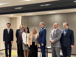 美智庫會長：威權假訊息擾台大選 最好回應是去投票