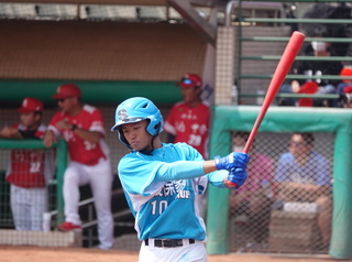 劉俊緯小馬青棒2轟 游擊守備更穩是選秀首輪熱門