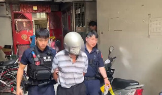 新北新店男涉砍斷母親頭顱 遭警帶回調查