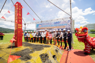 鐵公路隧道模擬訓練場動土 台鐵贈退役車廂強化訓練